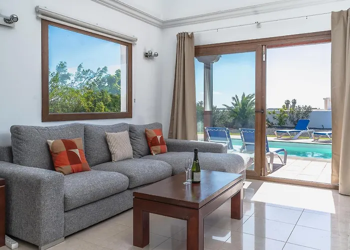 Alba Villa *