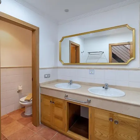 فيلة Alba بلايا بلانكا